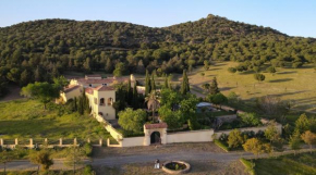 Finca La Alcolehuela en Parque Natural de Despeñaperros Santa Elena